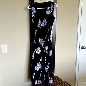 Banana Republic, Black Blue Floral Wrap Dress. Ties around the waist.